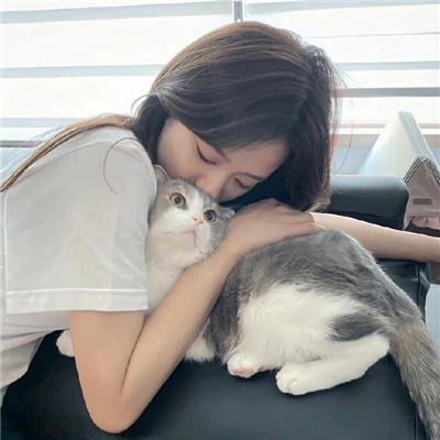 纯真小镇的夫人